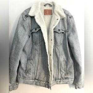 Levi's Sherpa Trucker Men's Jacket- Size  Large